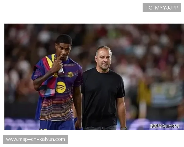 前助教揭秘！拉什福德该主罚巴萨任意球，他缺的是保护，拉什福德边锋