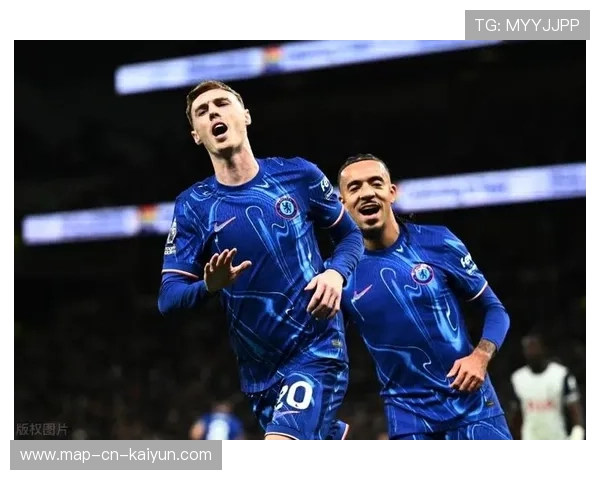 切尔西中场传控完美，球迷称“久违的蓝军”